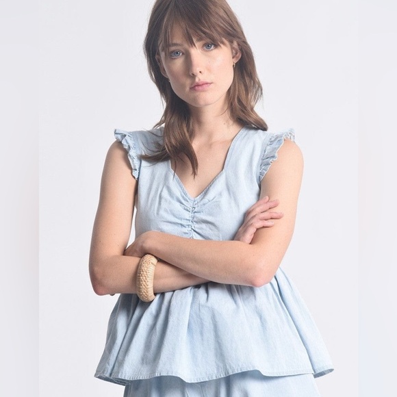 Molly Bracken Tie-Back Denim Peplum Top - Picture 3 of 7